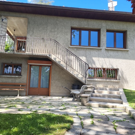  Annonces NEYDENS : Maison / Villa | PREVESSIN-MOENS (01280) | 149 m2 | 975 000 &euro; 