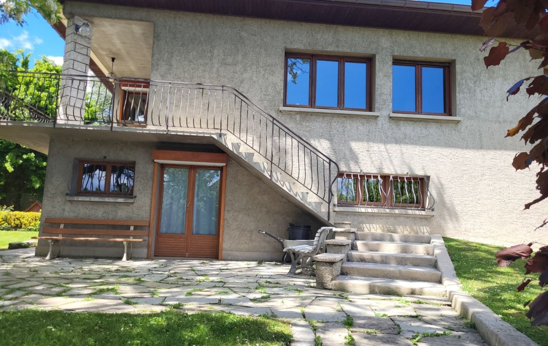 Annonces NEYDENS : Maison / Villa | PREVESSIN-MOENS (01280) | 149 m2 | 975 000 &euro; 